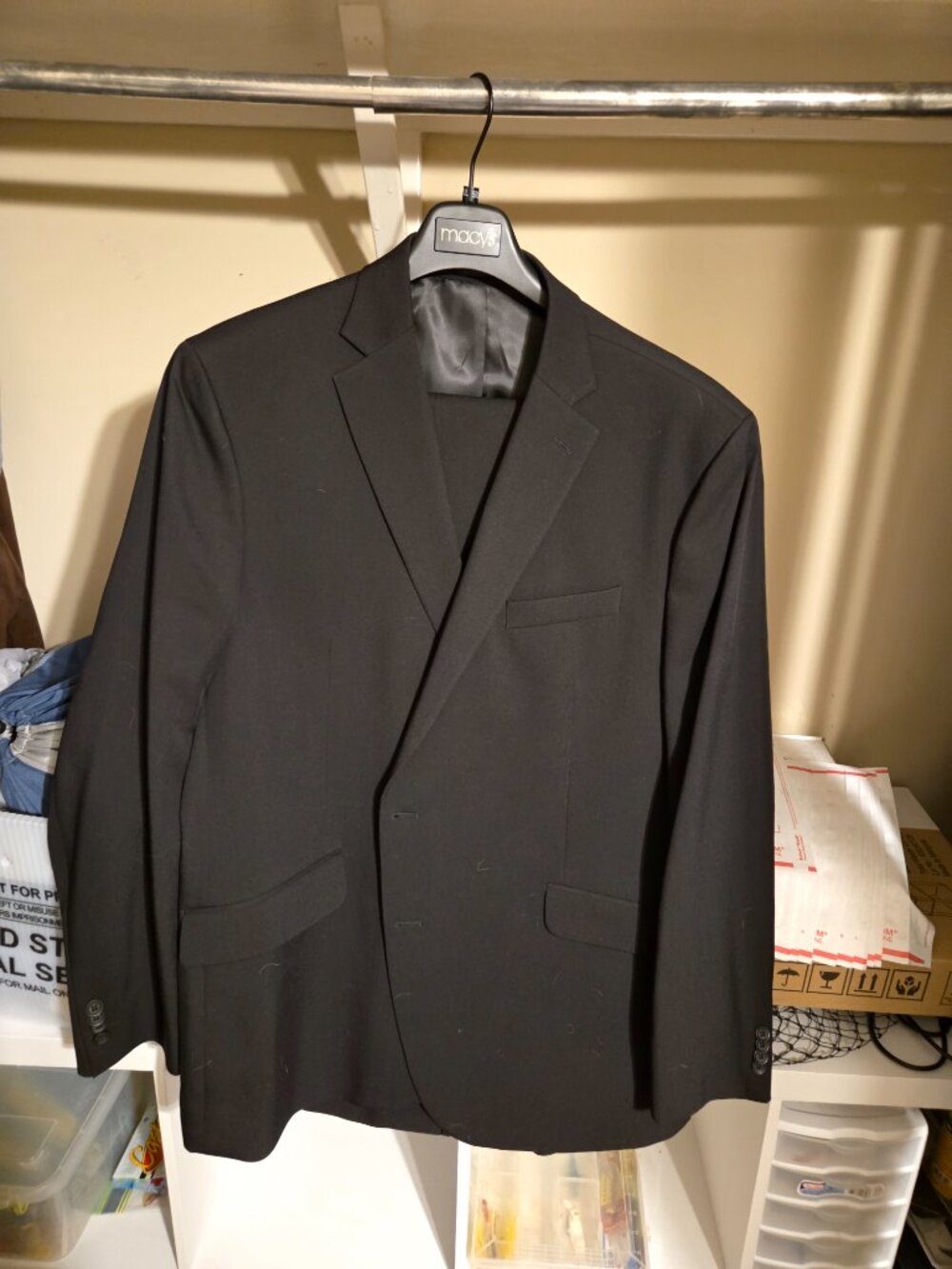 Kenneth Cole 2pc Suit, Black, 50L 45W, NWOT